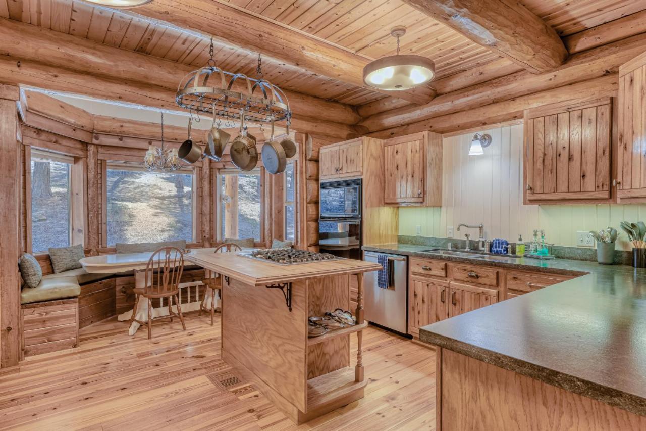 Log Cabin Estate - Falcon Ridge Truckee Dış mekan fotoğraf